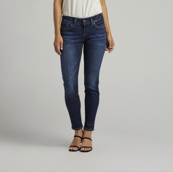 Silver Jeans Denim - SILVER Suki Super Stretch Mid Rise Relaxed Hip & Thigh Skinny Leg Dark Wash Jean